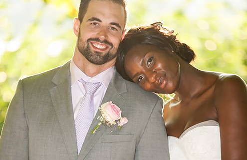 DJ Hochzeit - Advertorial - Alice & Milan Brautpaar